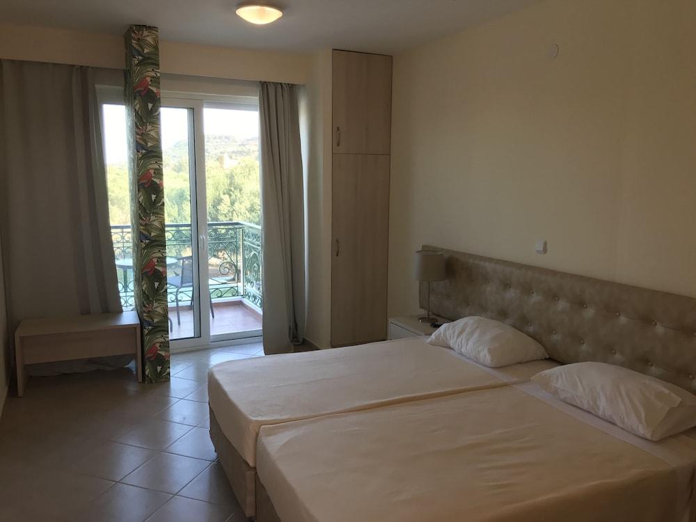 Ai Helis Resort Свороната Экстерьер фото