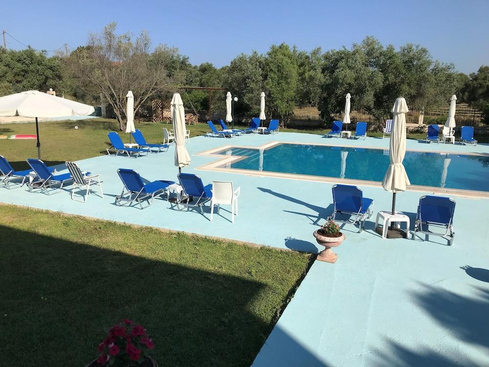 Ai Helis Resort Свороната Экстерьер фото