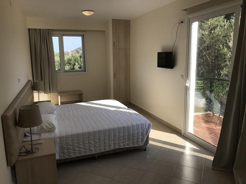 Ai Helis Resort Свороната Экстерьер фото